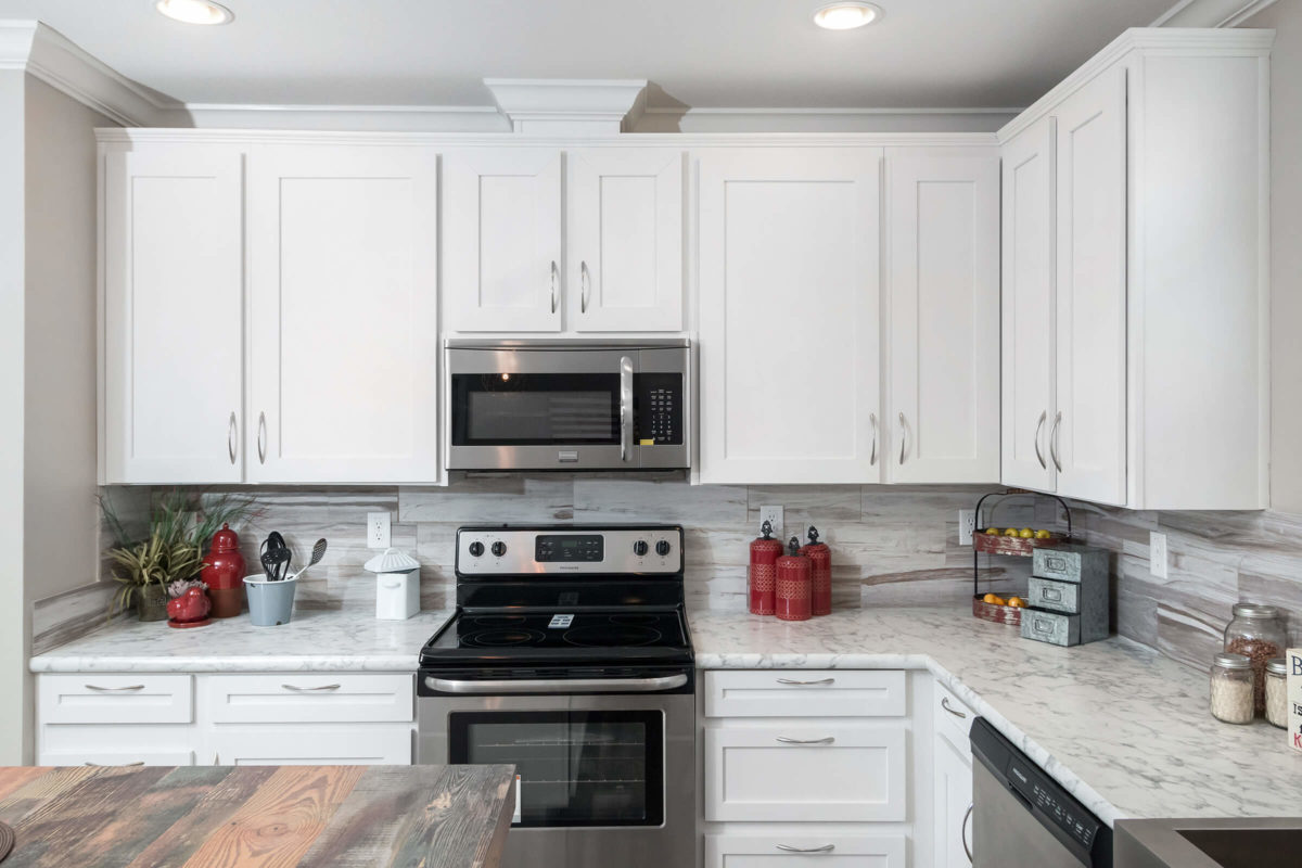 AlabasterWhite_Kitchen_Slider DuraCraft